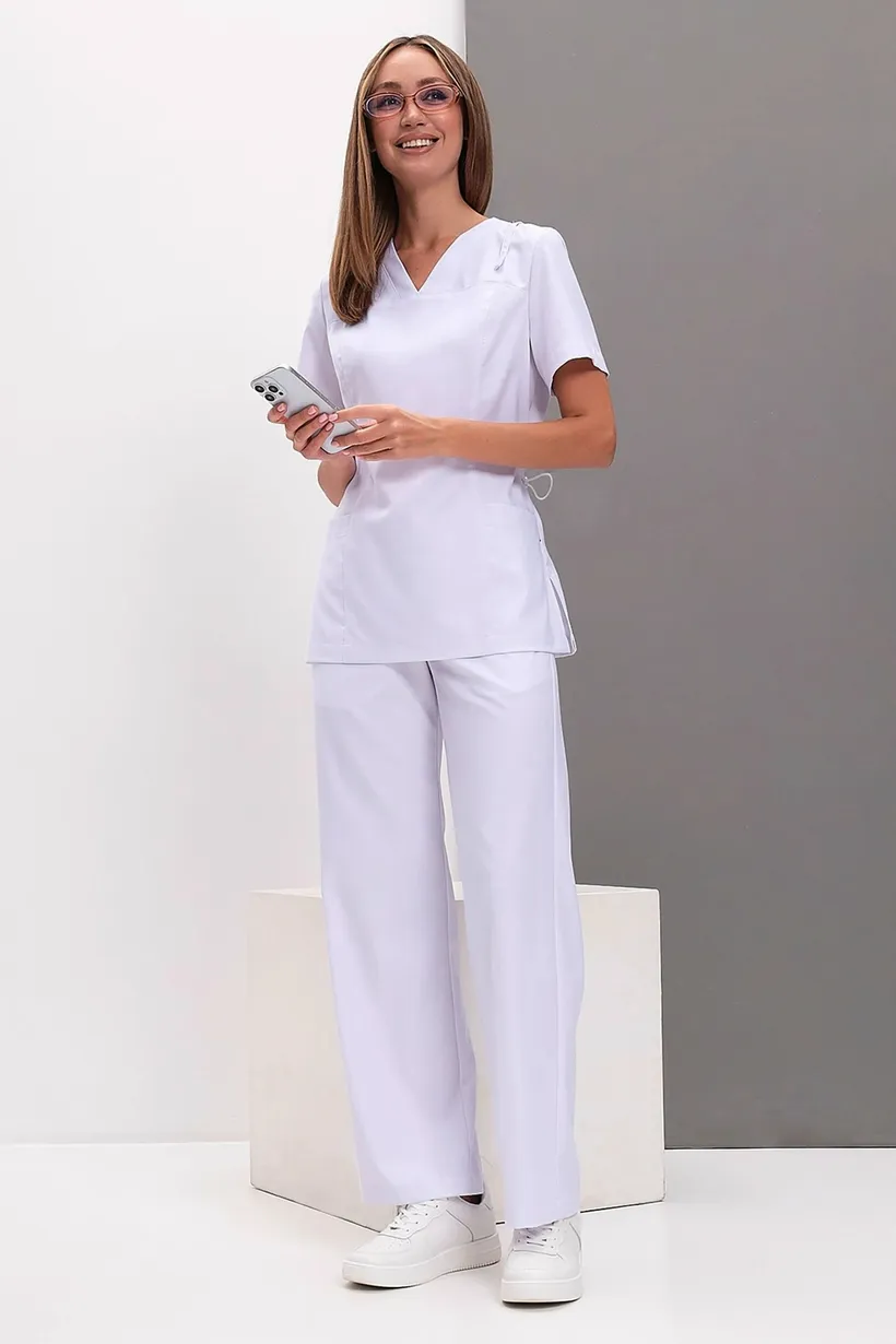 Костюм женский DOCTOR BIG 4-84-32-1 Elegia кор. рукав Белый 0